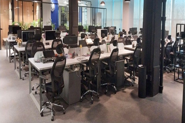 چطور میز گروهی مناسب برای دفتر کار انتخاب کنیم؟