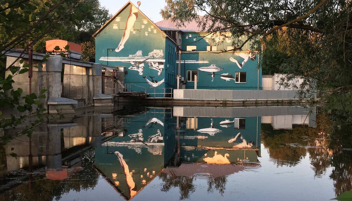 این خانه فقط در انعکاس آب کامل می‌شود!