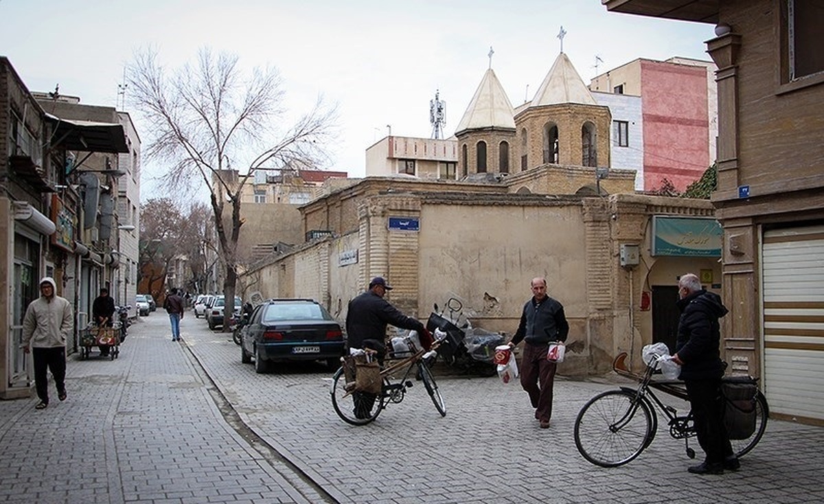 پلاک ۵، محله درخونگاه؛ مغازه‌ای که اصالت از دیوارهایش چکه می‌کند!