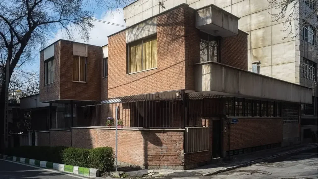 ۴ خانه آجری و بی‌همتا از تهران که بی‌رحمانه تخریب شدند