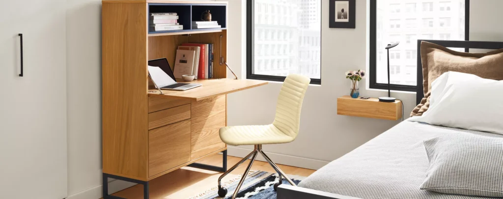 هم کتابخانه، هم میز تحریر، هم صندلی و هم میز کامپیوتر!