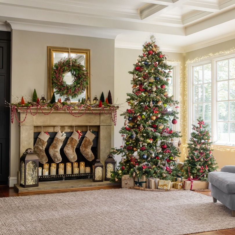 روزها حوصله و ظرافت فقط برای یک درخت؛ به نظر شما چی کم دارد؟