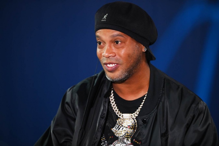 معماری فوق‌العاده یک مسجد در نزدیکی ایران، شاعر فوتبال را متحیر کرد