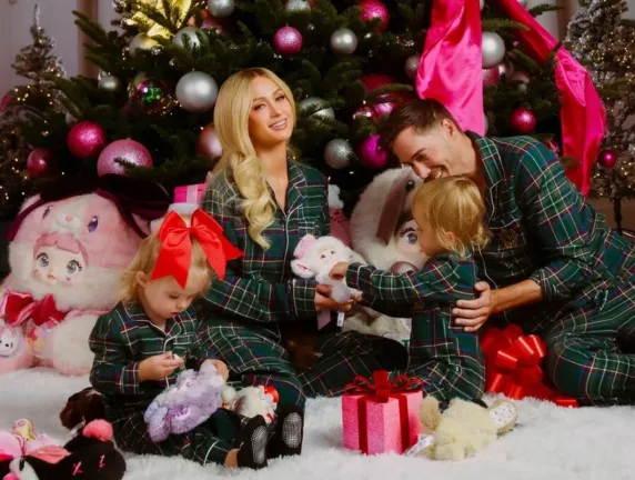 ده سلبریتی، ده دکوراسیون کریسمسی در آخرین روز سال