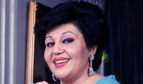 چیدمان جذاب گل‌های خانه هایده؛ نه به اندازه صدای زیبایش