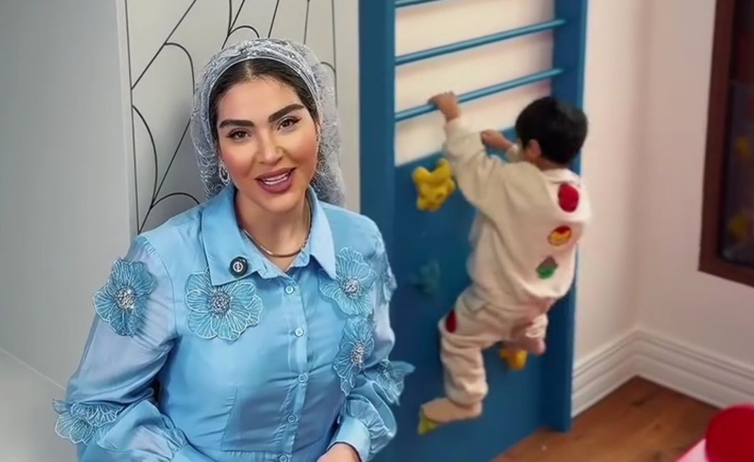 اتاق خواب پسرک صبا مرشدی؛ طراحی ضایع با لبخند تصنعی