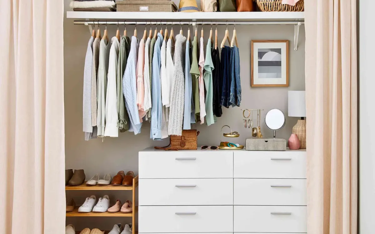 مرتب کردن وسایل بدون نیاز به کمد دیواری!