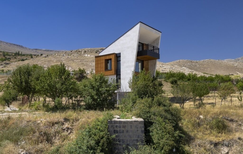 خانه باغ ابرا؛ دقیقا همان که در رویاها می‌دیدیم!