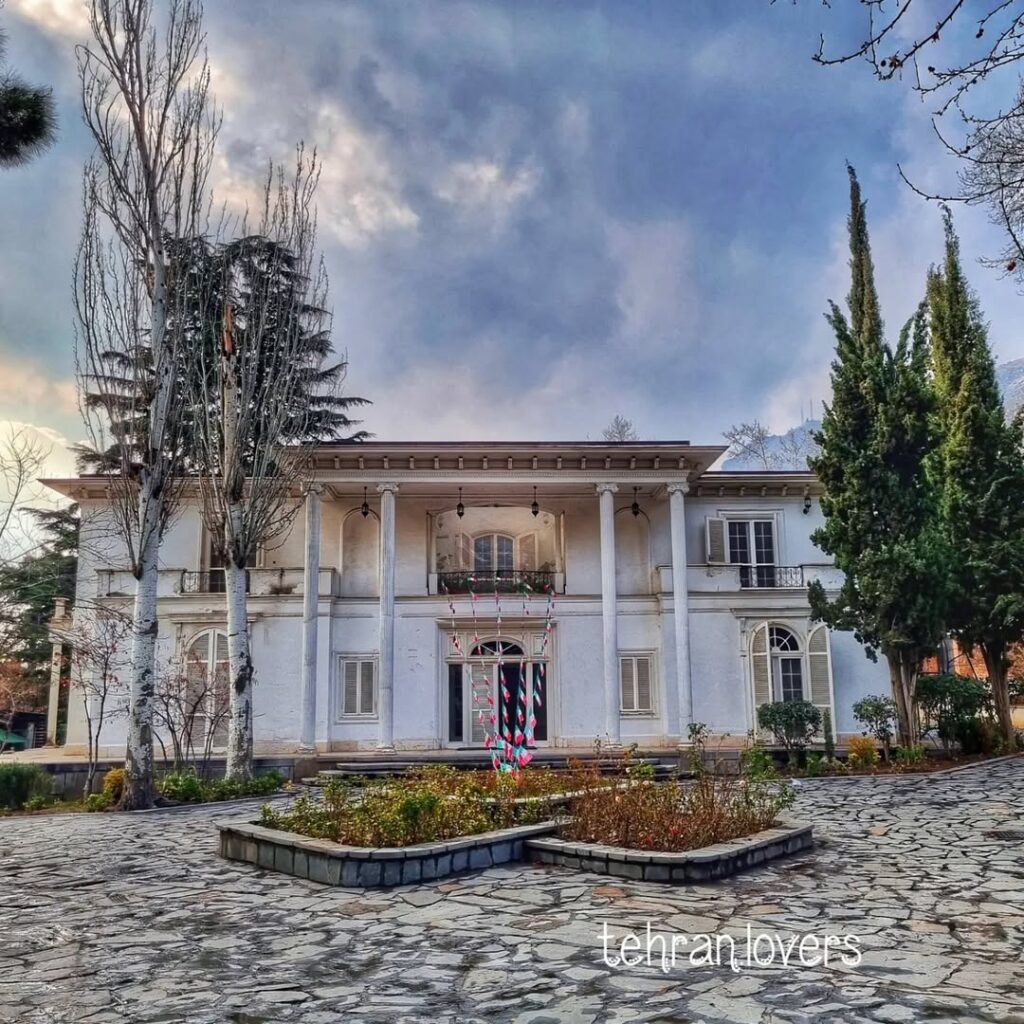 خوشمزه‌ترین ساختمان ایران؛ تمام آجرهایش بوی بیسکویت می‌دهد