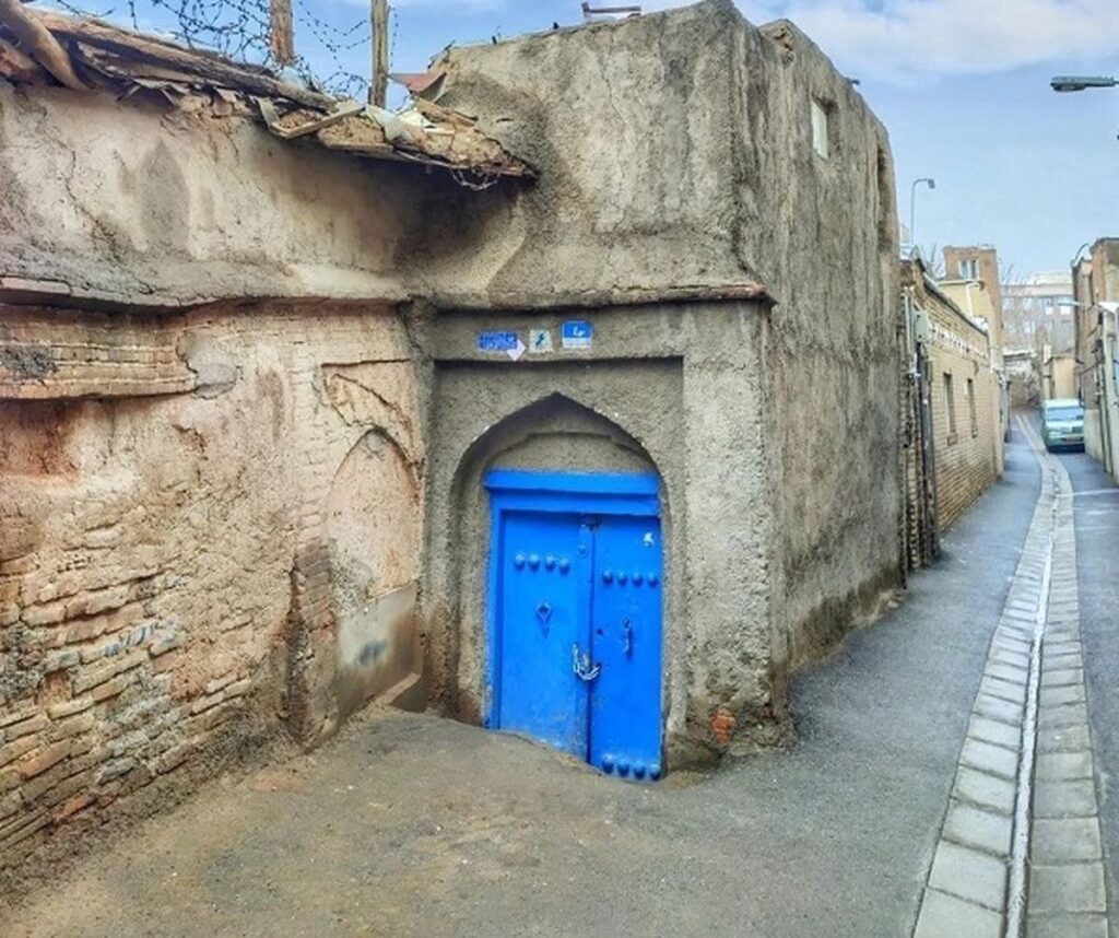 این کوچه در تهران مثل ماشین زمان شما را به 50 سال قبل می‌برد