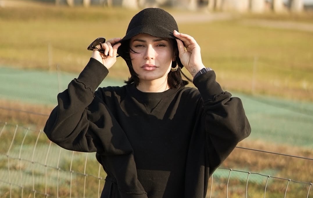 پرسه‌های دنیا خانم گذر از رنج‌ها در یک مکان پر رمز و راز