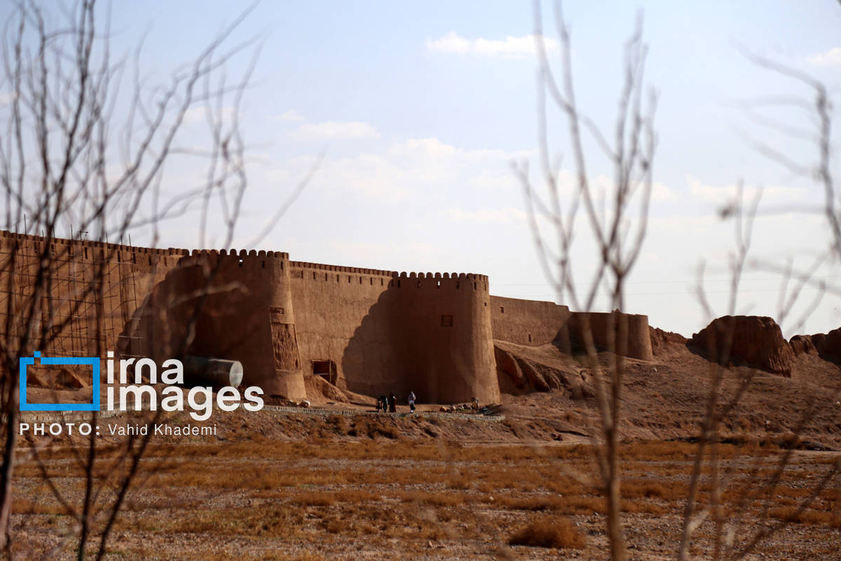 حالا این غول خشتی فخر معماری ایران زمین است