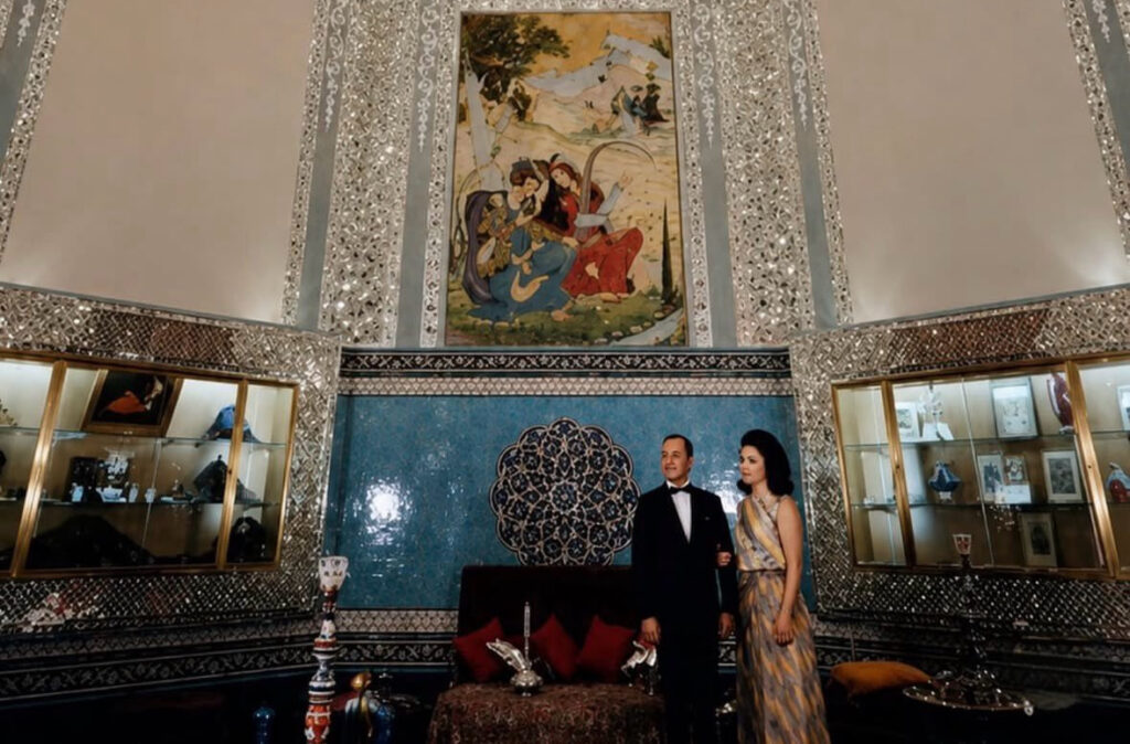 پشت دیوارهای آبی یک ساختمان، بخشی از تاریخ ایران در واشنگتن جا مانده