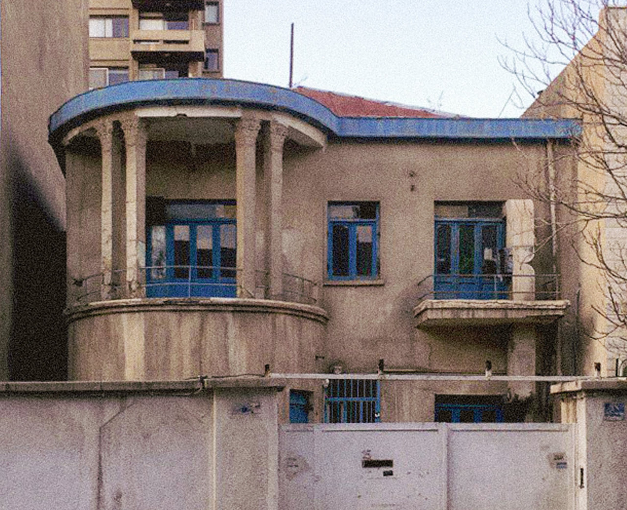 خانه قدیمی خیابان اردلان جای خود را به ساختمان ۶ طبقه داد!